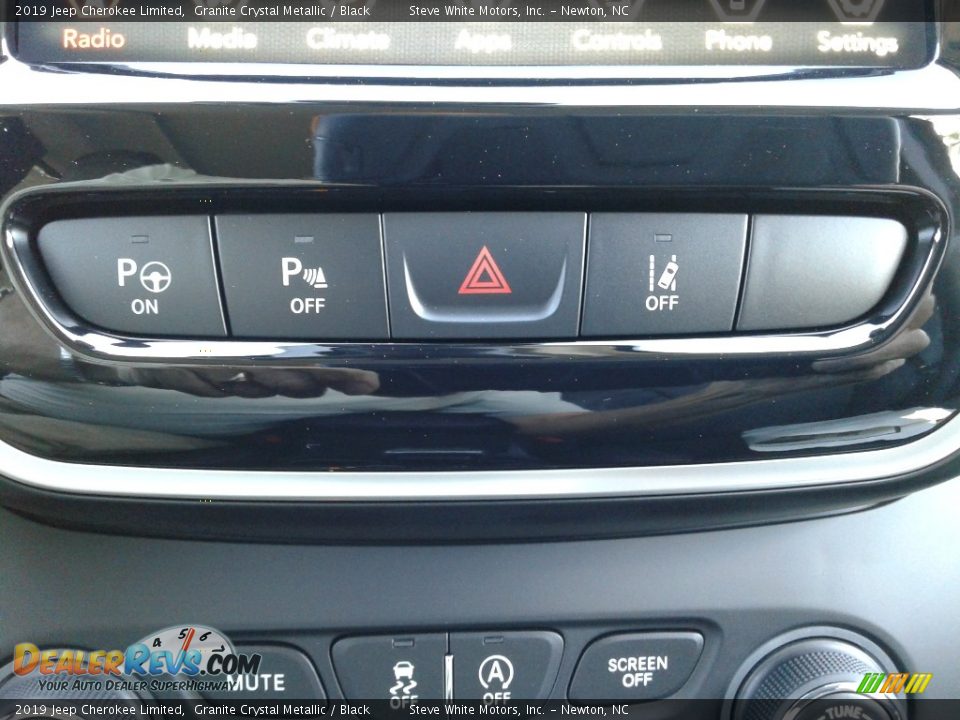 2019 Jeep Cherokee Limited Granite Crystal Metallic / Black Photo #26