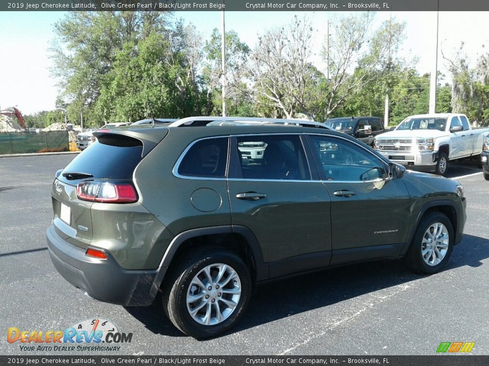 2019 Jeep Cherokee Latitude Olive Green Pearl / Black/Light Frost Beige Photo #5