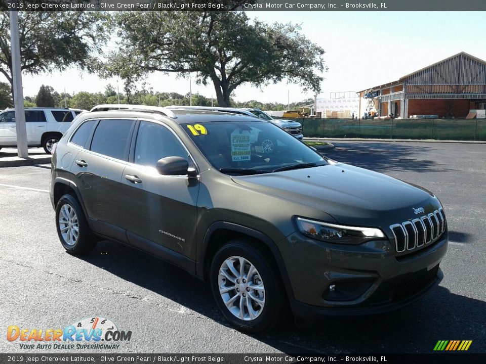 2019 Jeep Cherokee Latitude Olive Green Pearl / Black/Light Frost Beige Photo #7