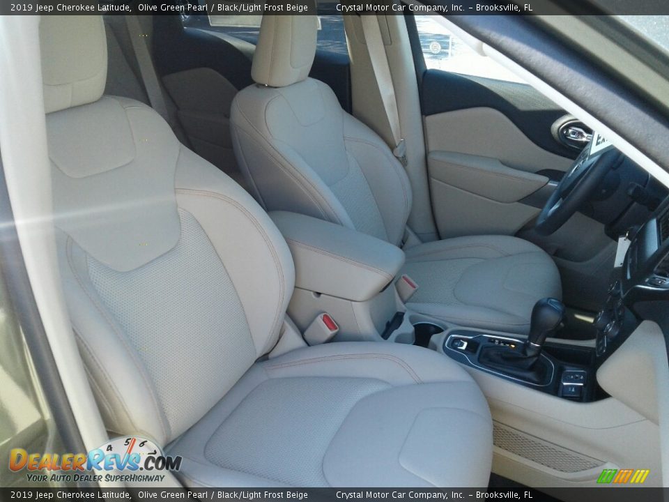 2019 Jeep Cherokee Latitude Olive Green Pearl / Black/Light Frost Beige Photo #12