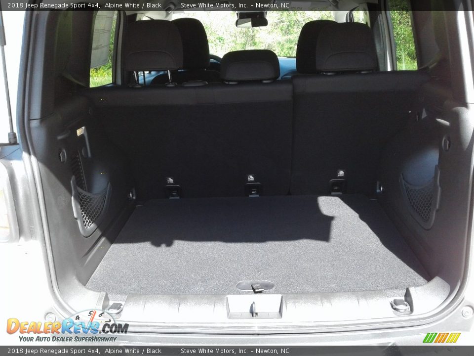 2018 Jeep Renegade Sport 4x4 Alpine White / Black Photo #12