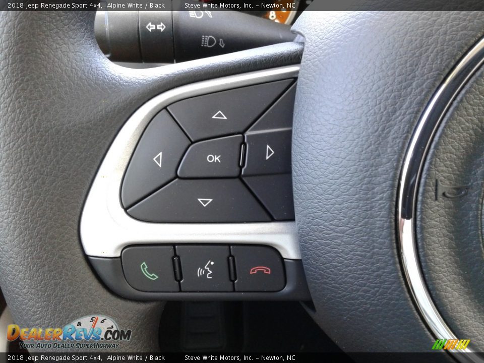 Controls of 2018 Jeep Renegade Sport 4x4 Photo #16