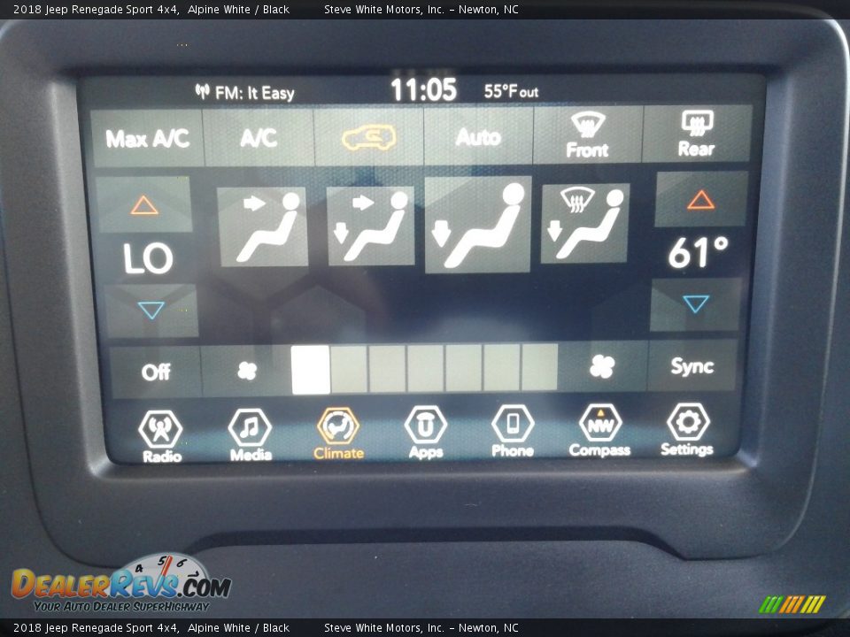 Controls of 2018 Jeep Renegade Sport 4x4 Photo #22