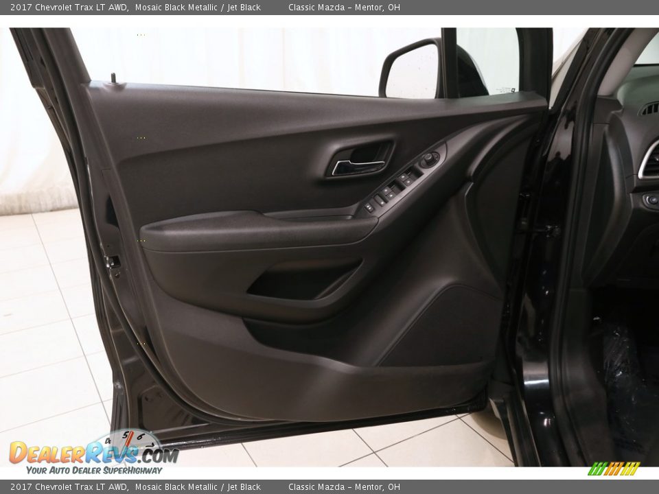 2017 Chevrolet Trax LT AWD Mosaic Black Metallic / Jet Black Photo #4