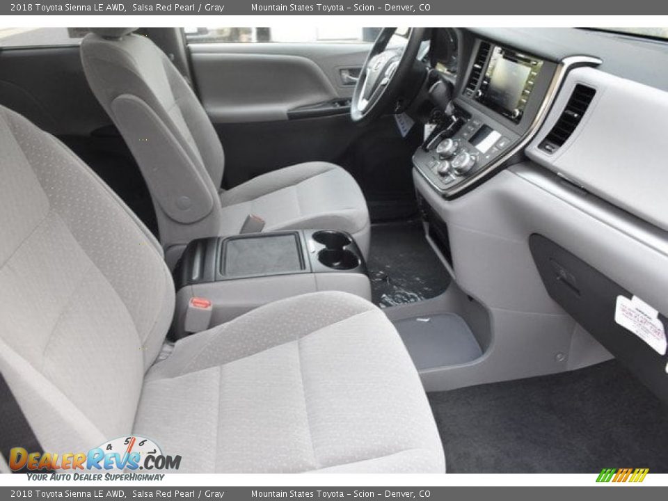 2018 Toyota Sienna LE AWD Salsa Red Pearl / Gray Photo #11