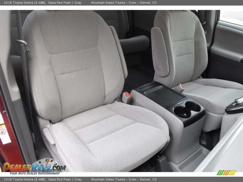 Front Seat of 2018 Toyota Sienna LE AWD Photo #12