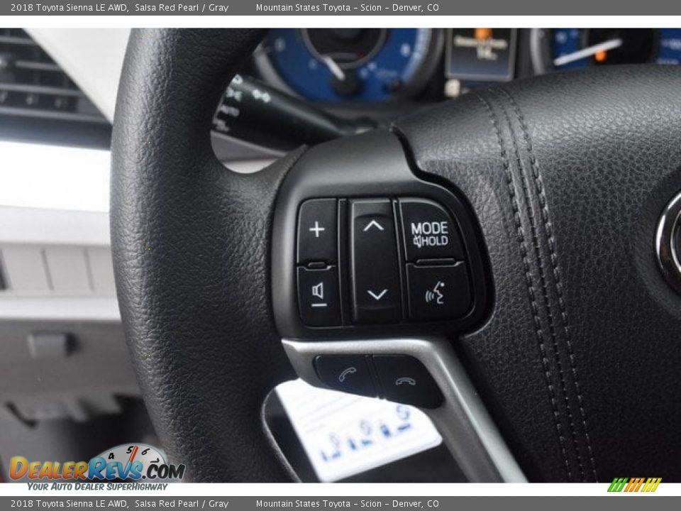 Controls of 2018 Toyota Sienna LE AWD Photo #27