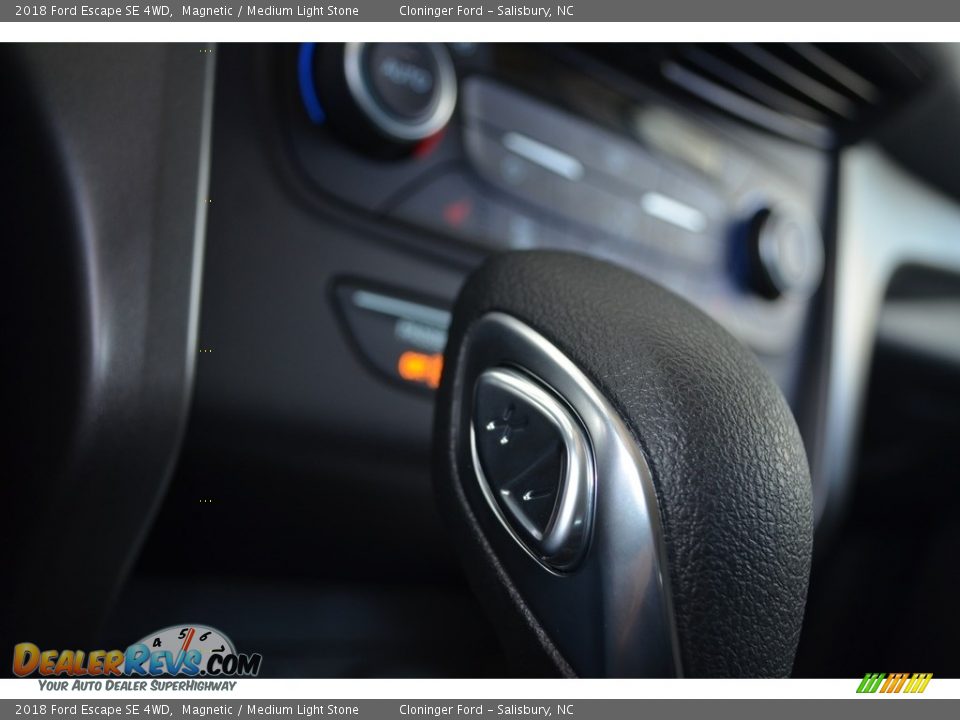 2018 Ford Escape SE 4WD Magnetic / Medium Light Stone Photo #14
