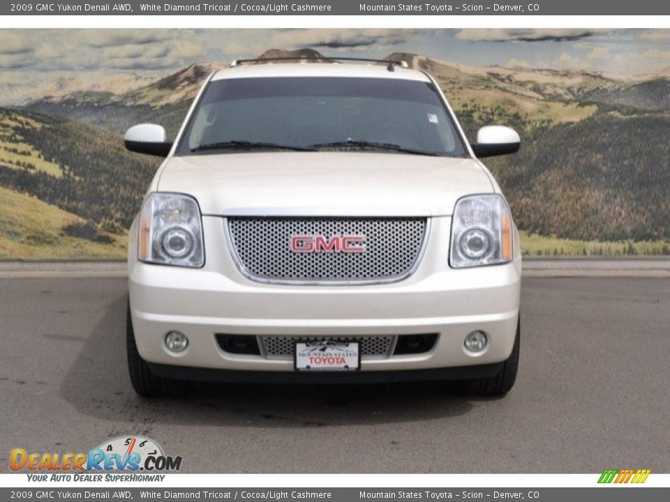 2009 GMC Yukon Denali AWD White Diamond Tricoat / Cocoa/Light Cashmere Photo #4