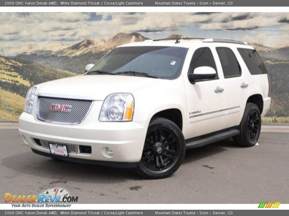 2009 GMC Yukon Denali AWD White Diamond Tricoat / Cocoa/Light Cashmere Photo #5
