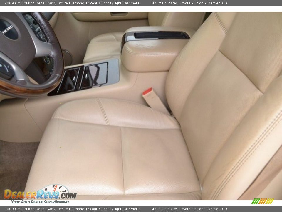 2009 GMC Yukon Denali AWD White Diamond Tricoat / Cocoa/Light Cashmere Photo #11