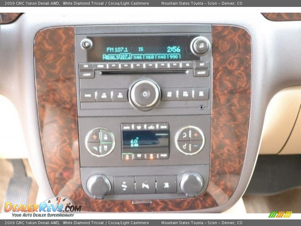 2009 GMC Yukon Denali AWD White Diamond Tricoat / Cocoa/Light Cashmere Photo #15