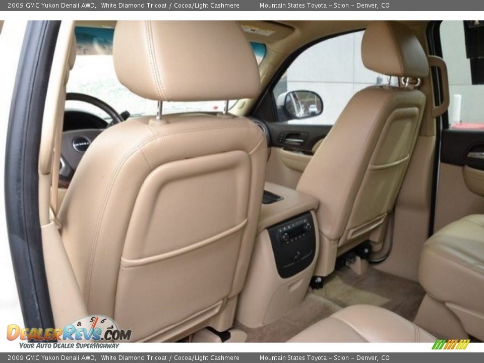 2009 GMC Yukon Denali AWD White Diamond Tricoat / Cocoa/Light Cashmere Photo #19