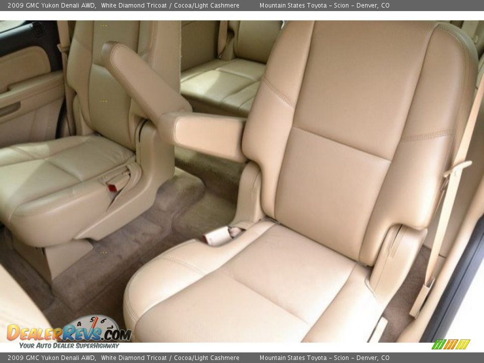 2009 GMC Yukon Denali AWD White Diamond Tricoat / Cocoa/Light Cashmere Photo #22