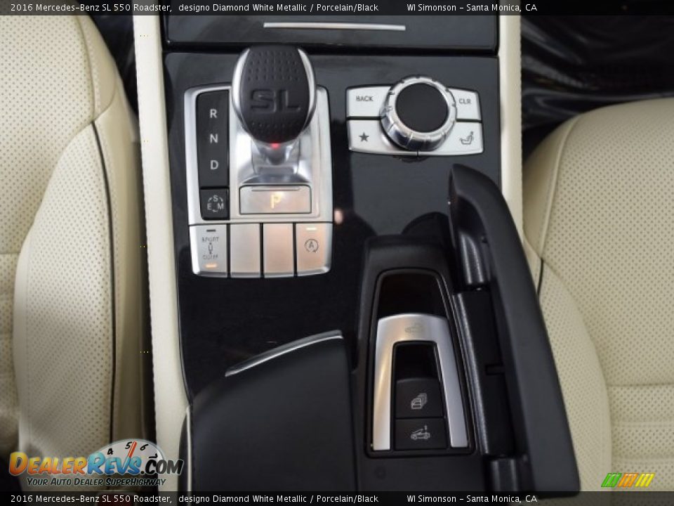 2016 Mercedes-Benz SL 550 Roadster Shifter Photo #34