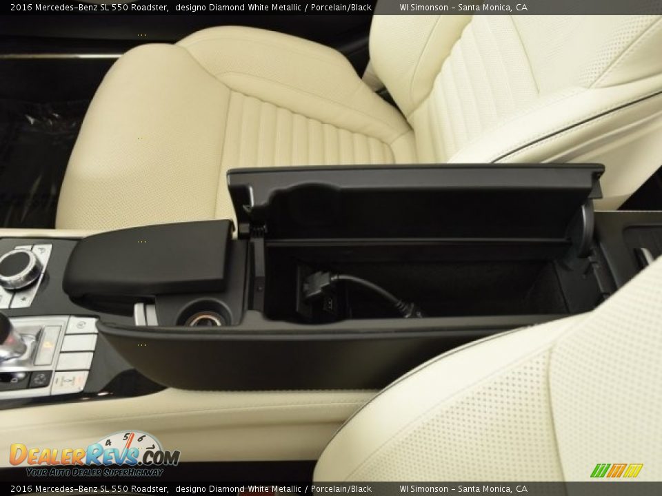 2016 Mercedes-Benz SL 550 Roadster designo Diamond White Metallic / Porcelain/Black Photo #35