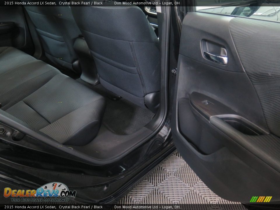 2015 Honda Accord LX Sedan Crystal Black Pearl / Black Photo #30