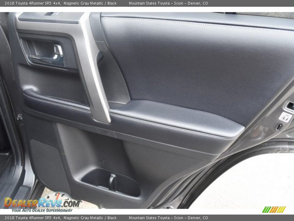 2018 Toyota 4Runner SR5 4x4 Magnetic Gray Metallic / Black Photo #24