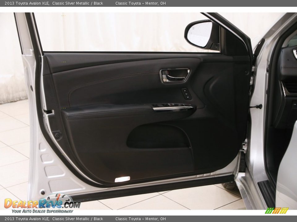 2013 Toyota Avalon XLE Classic Silver Metallic / Black Photo #4