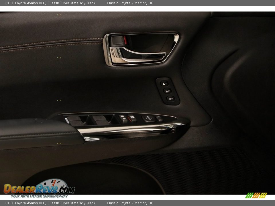 2013 Toyota Avalon XLE Classic Silver Metallic / Black Photo #5