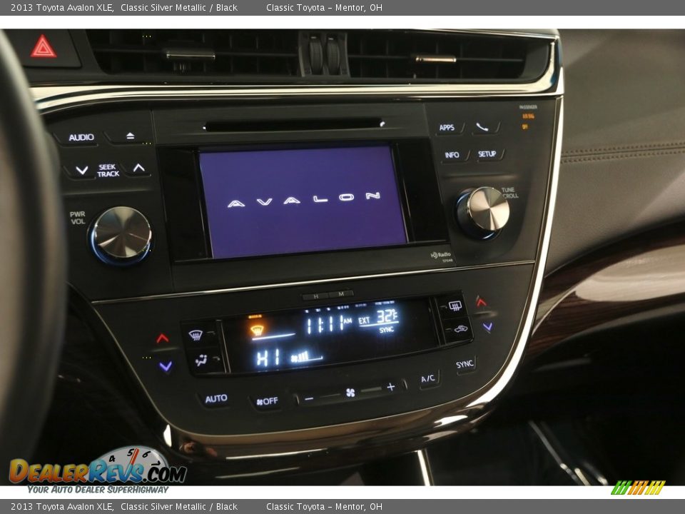 2013 Toyota Avalon XLE Classic Silver Metallic / Black Photo #10