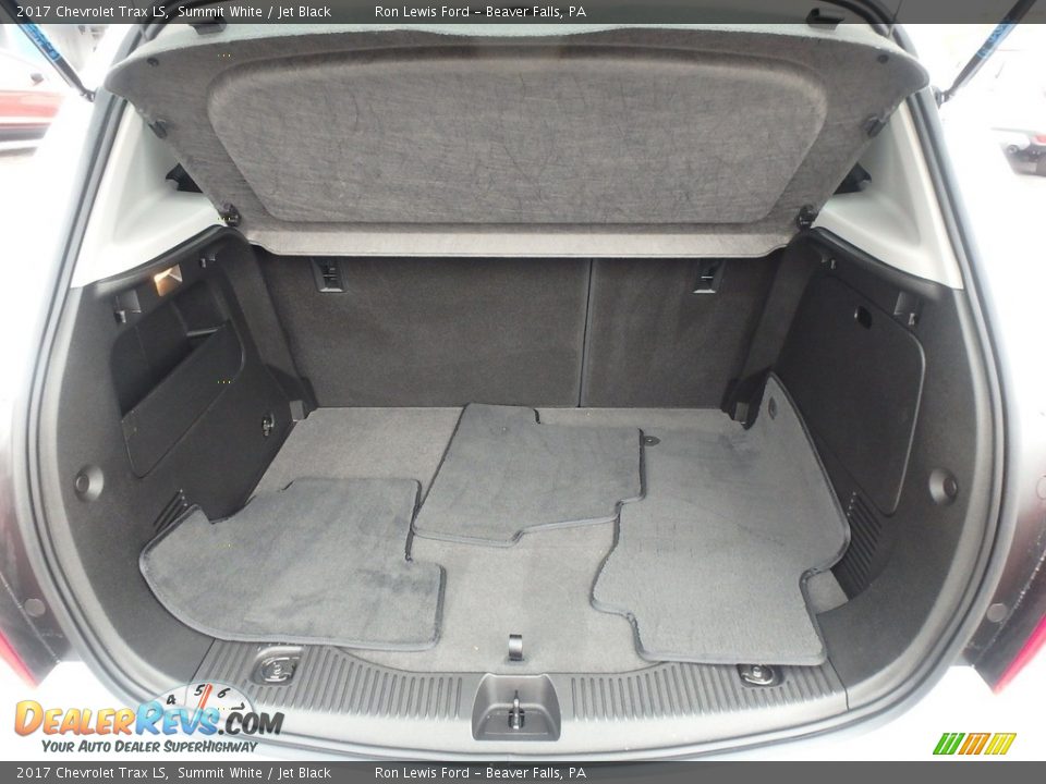 2017 Chevrolet Trax LS Summit White / Jet Black Photo #5
