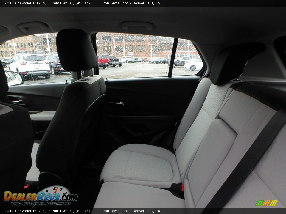 2017 Chevrolet Trax LS Summit White / Jet Black Photo #13