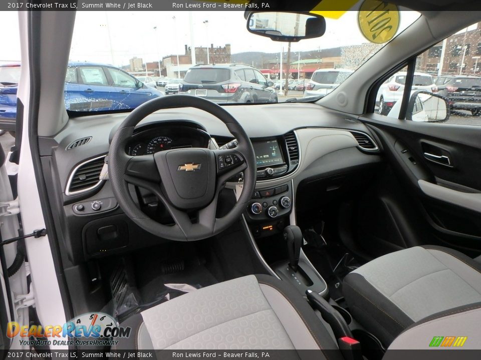 2017 Chevrolet Trax LS Summit White / Jet Black Photo #14