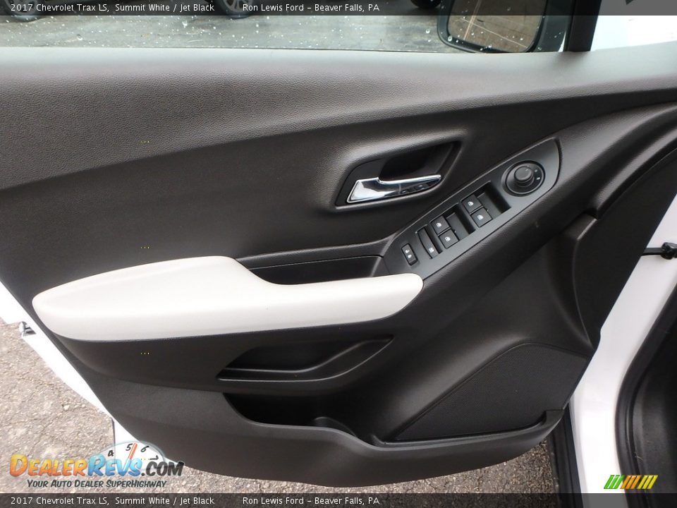 2017 Chevrolet Trax LS Summit White / Jet Black Photo #15