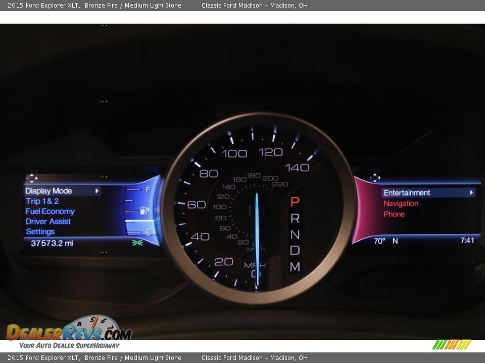 2015 Ford Explorer XLT Bronze Fire / Medium Light Stone Photo #9