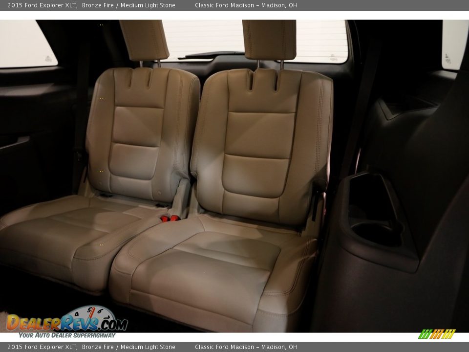 2015 Ford Explorer XLT Bronze Fire / Medium Light Stone Photo #20