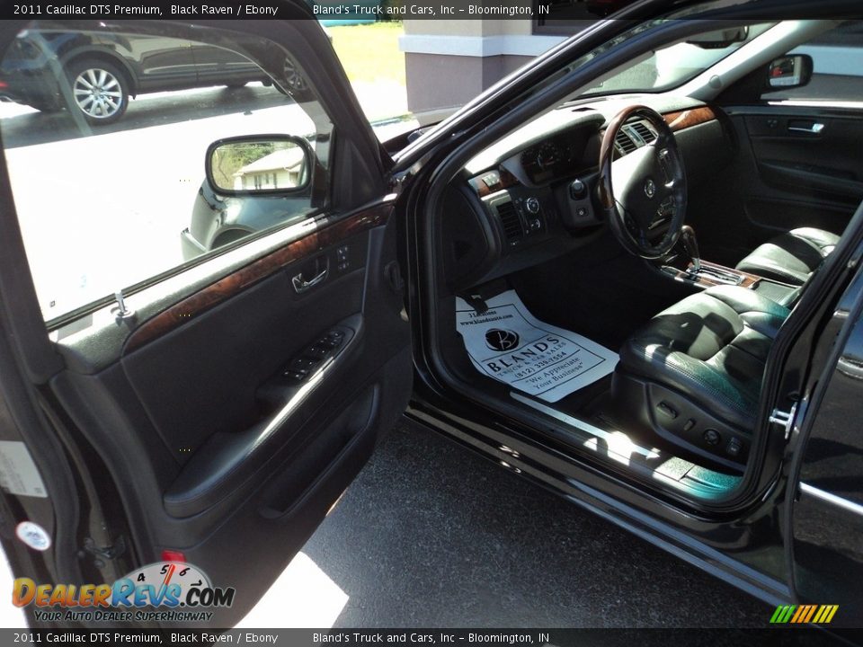 2011 Cadillac DTS Premium Black Raven / Ebony Photo #10