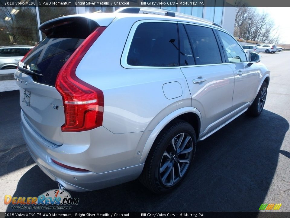 2018 Volvo XC90 T5 AWD Momentum Bright Silver Metallic / Charcoal Photo #2