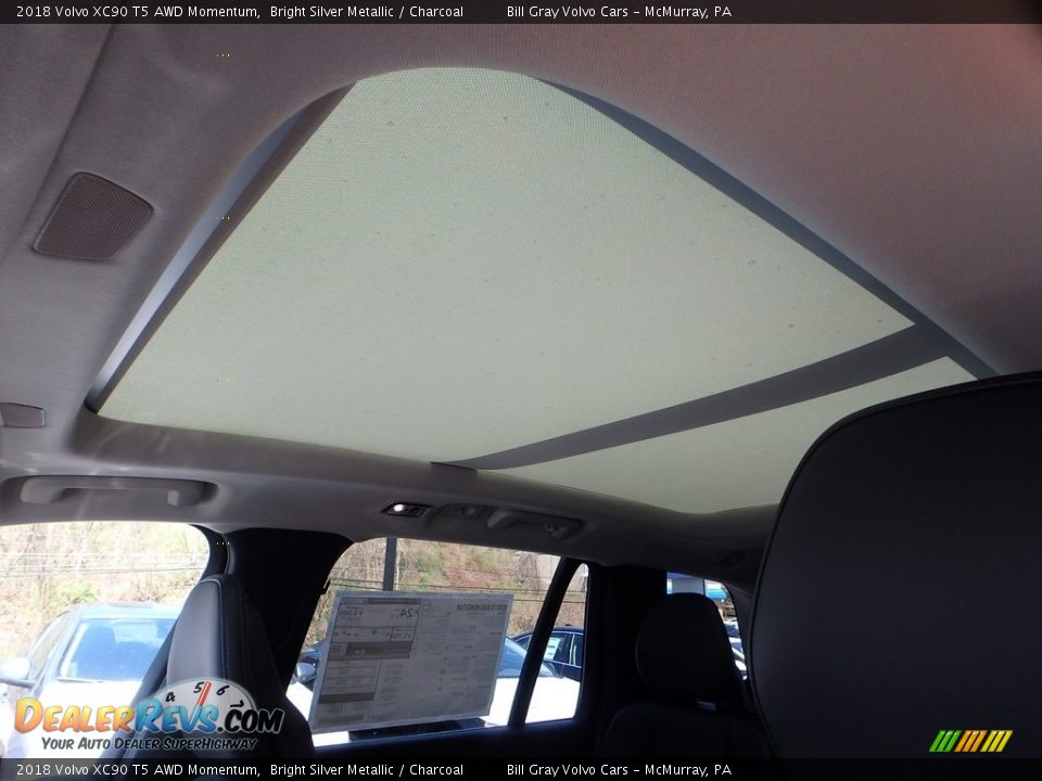2018 Volvo XC90 T5 AWD Momentum Bright Silver Metallic / Charcoal Photo #13