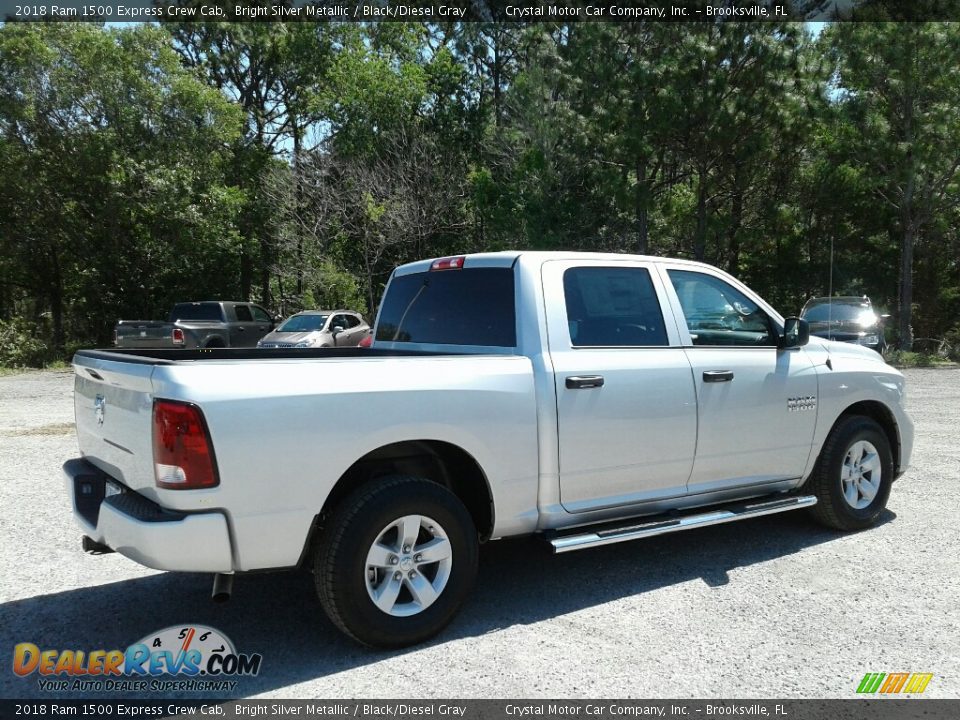 2018 Ram 1500 Express Crew Cab Bright Silver Metallic / Black/Diesel Gray Photo #5