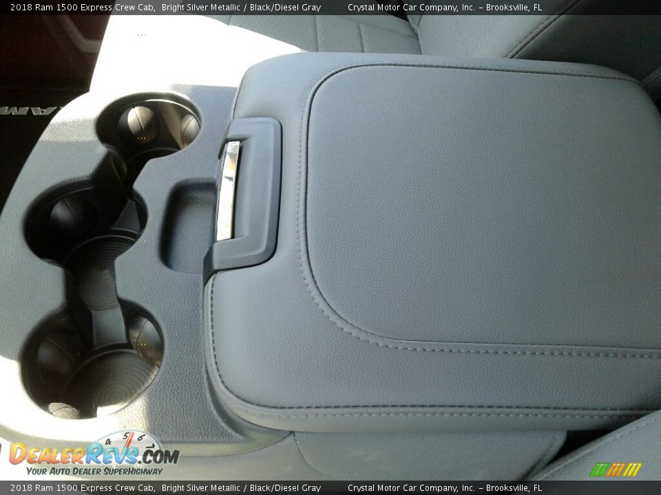 2018 Ram 1500 Express Crew Cab Bright Silver Metallic / Black/Diesel Gray Photo #18