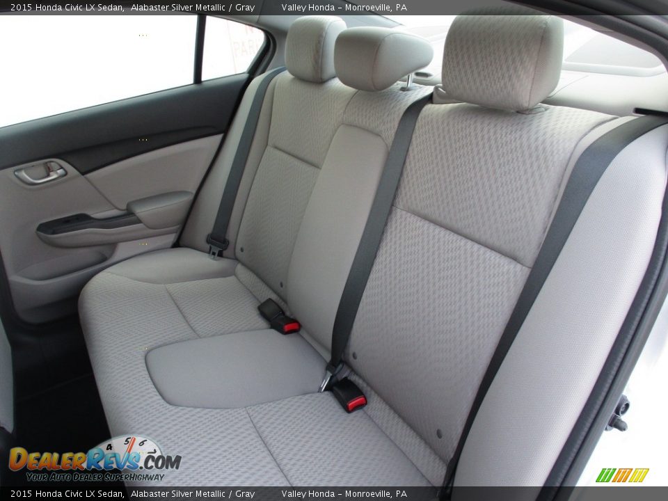 2015 Honda Civic LX Sedan Alabaster Silver Metallic / Gray Photo #11
