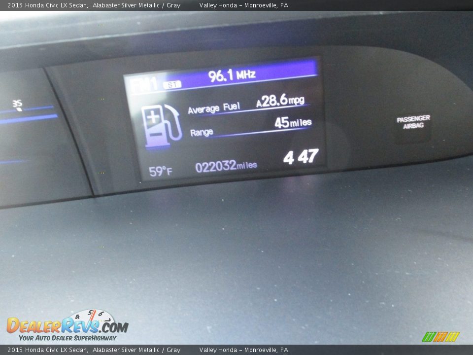 2015 Honda Civic LX Sedan Alabaster Silver Metallic / Gray Photo #20