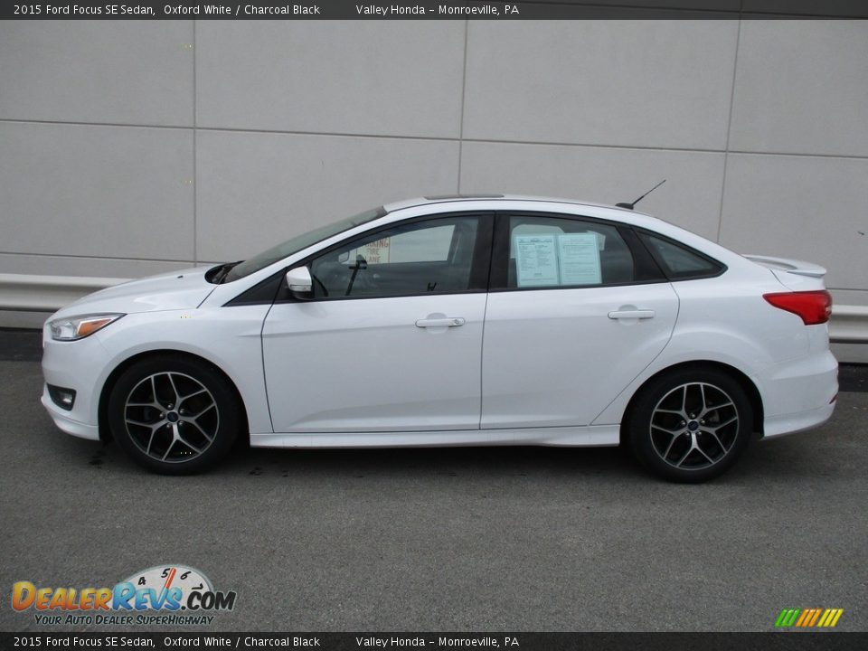 2015 Ford Focus SE Sedan Oxford White / Charcoal Black Photo #2