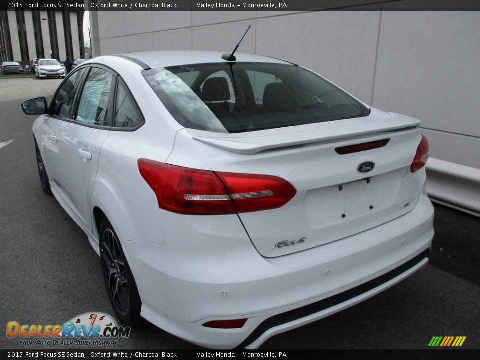2015 Ford Focus SE Sedan Oxford White / Charcoal Black Photo #3