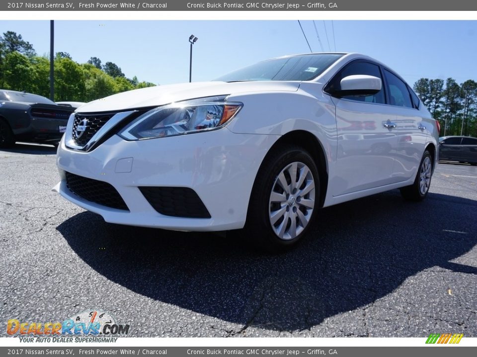 2017 Nissan Sentra SV Fresh Powder White / Charcoal Photo #3