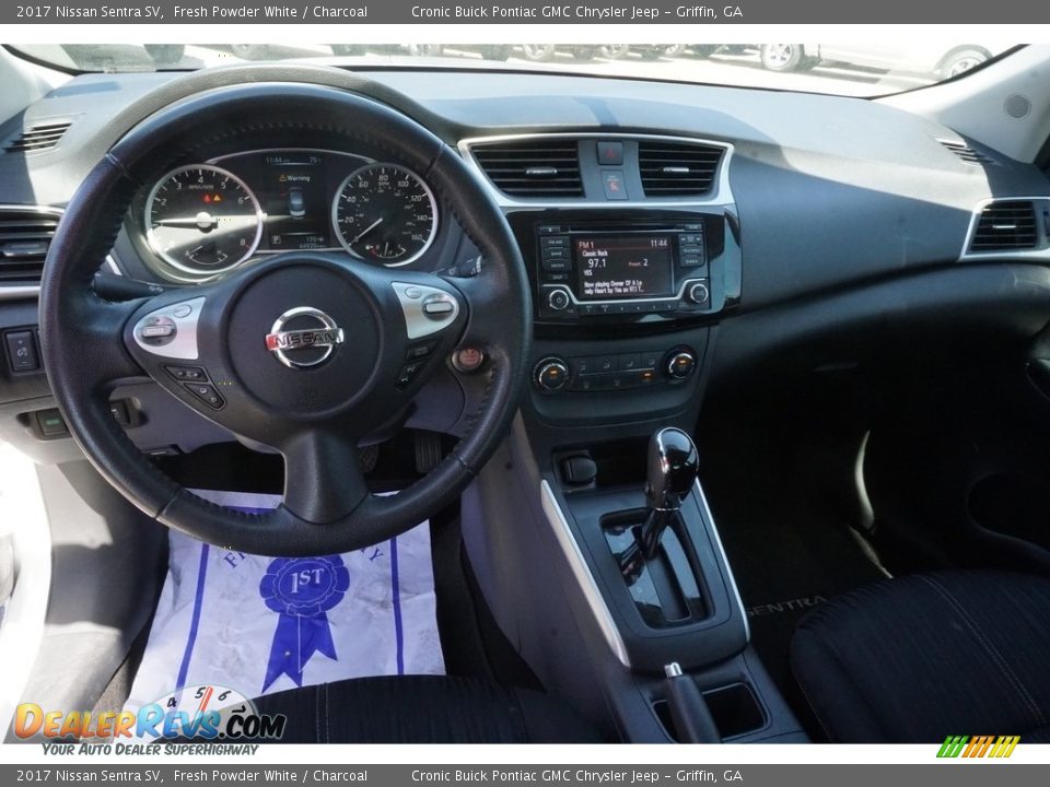 2017 Nissan Sentra SV Fresh Powder White / Charcoal Photo #6