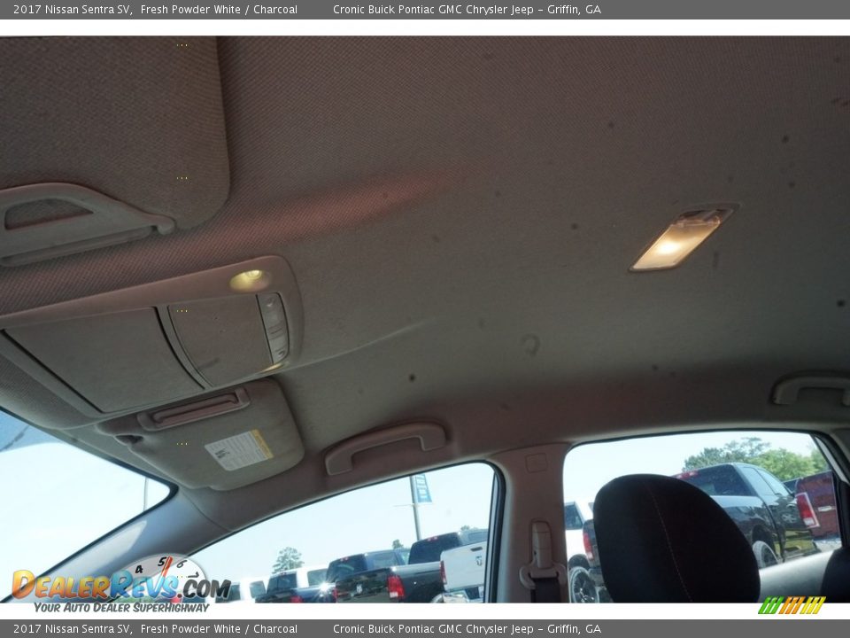 2017 Nissan Sentra SV Fresh Powder White / Charcoal Photo #7