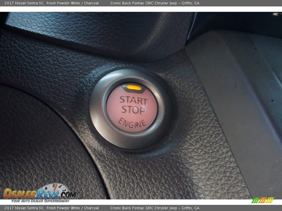 2017 Nissan Sentra SV Fresh Powder White / Charcoal Photo #9