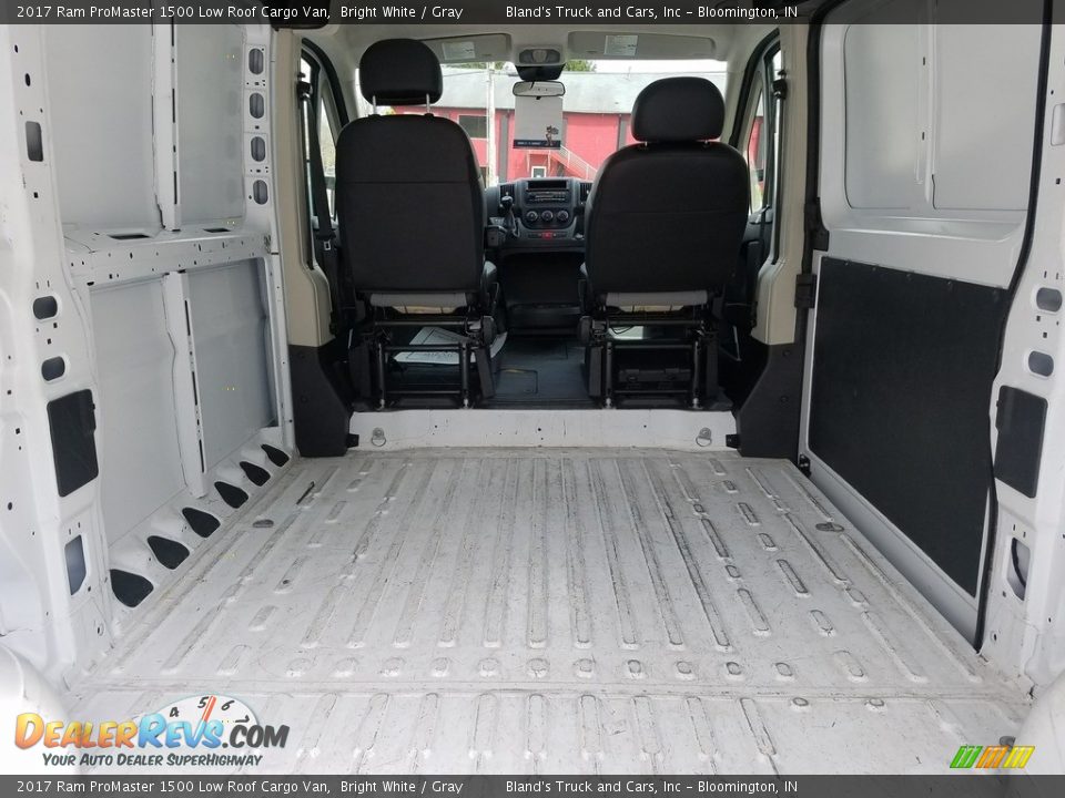 2017 Ram ProMaster 1500 Low Roof Cargo Van Bright White / Gray Photo #9