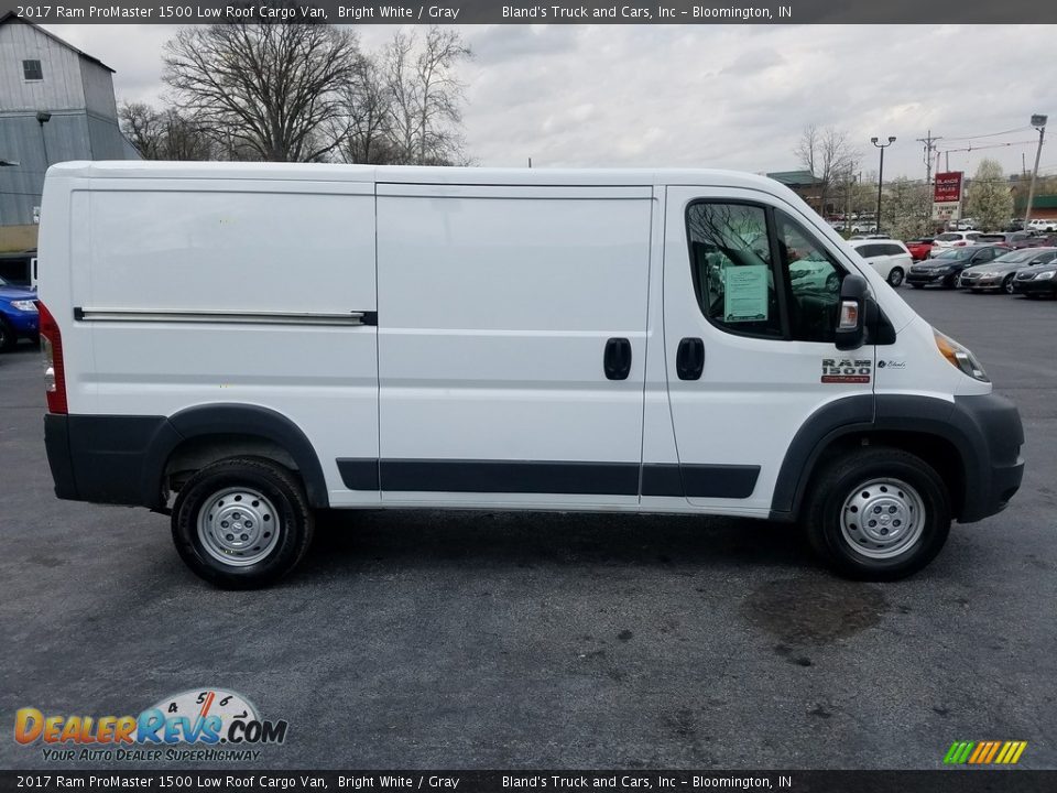 2017 Ram ProMaster 1500 Low Roof Cargo Van Bright White / Gray Photo #14