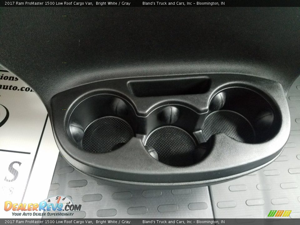 2017 Ram ProMaster 1500 Low Roof Cargo Van Bright White / Gray Photo #35