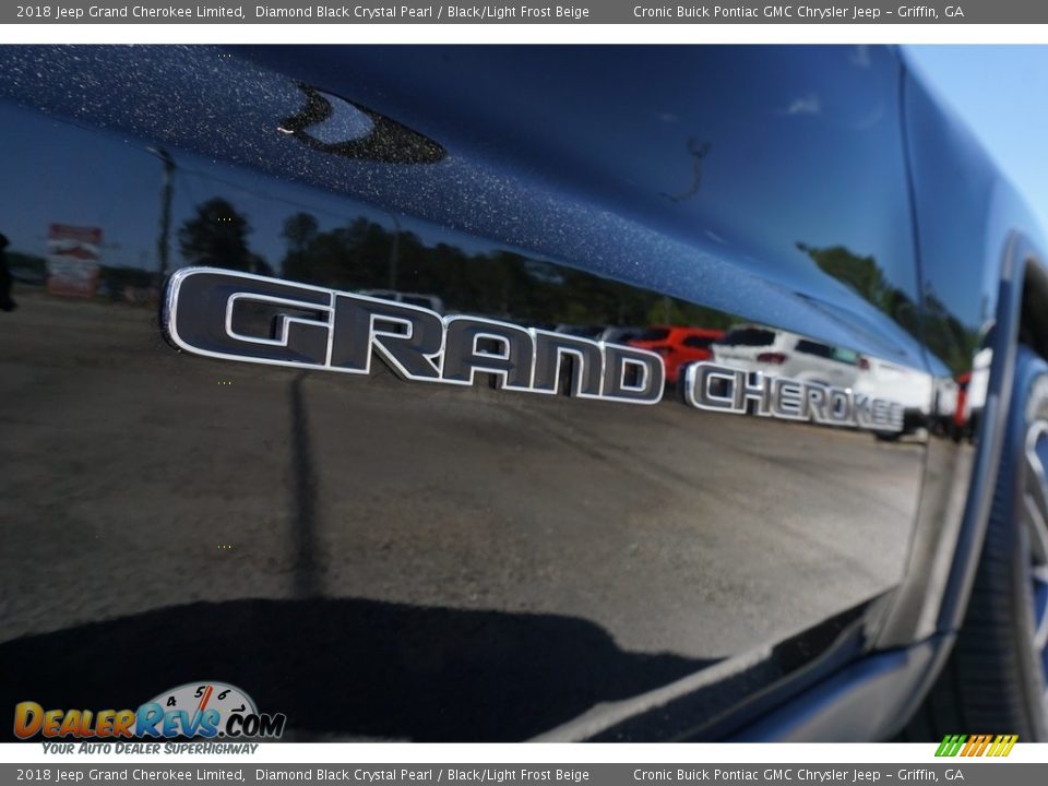 2018 Jeep Grand Cherokee Limited Diamond Black Crystal Pearl / Black/Light Frost Beige Photo #21