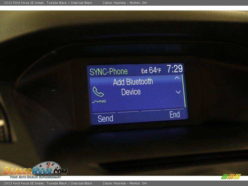 2013 Ford Focus SE Sedan Tuxedo Black / Charcoal Black Photo #11