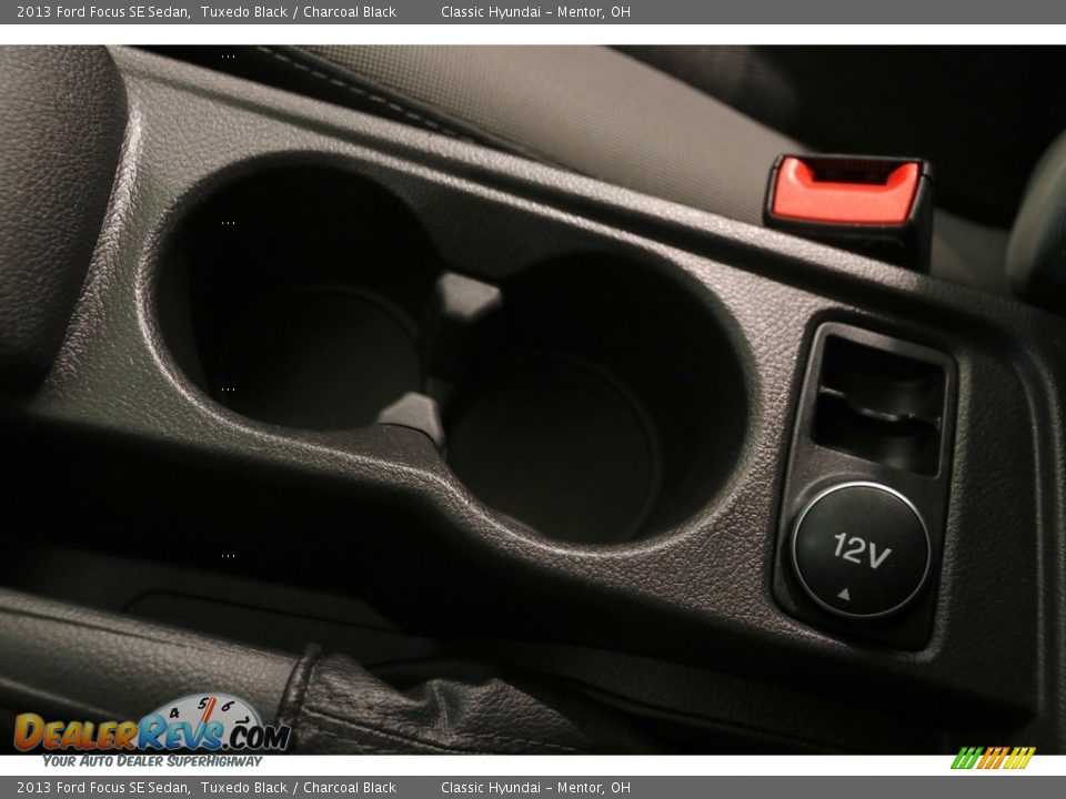 2013 Ford Focus SE Sedan Tuxedo Black / Charcoal Black Photo #13